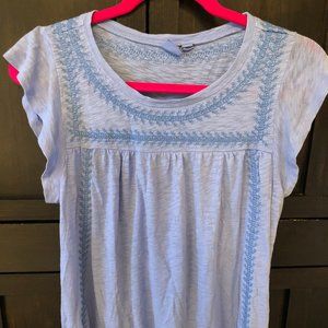 Gap Womans Embroidered Short Sleeve
